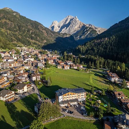 Dolomiten Hotel Irma Canazei Exterior foto